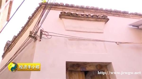 央视曝光！桂林最美古民居修复，竟用水泥草草糊墙？！专家痛批当地住建局领导