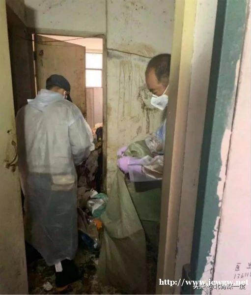 上海男子与垃圾粪便为伴十余年的背后：因烧伤需24小时开空调，曾想过坚持完成学业