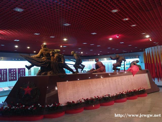 寻河南漯河籍烈士胡素文后人，他在平津战役牺牲，静待亲人