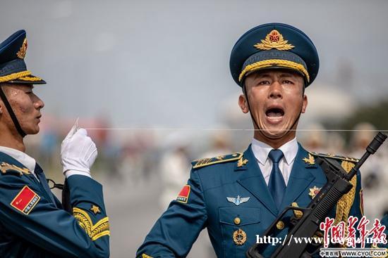 探访阅兵集训点：整齐的队伍一眼望不到头