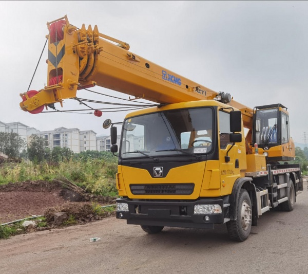 重庆綦江区吊车出租-雷盛吊装