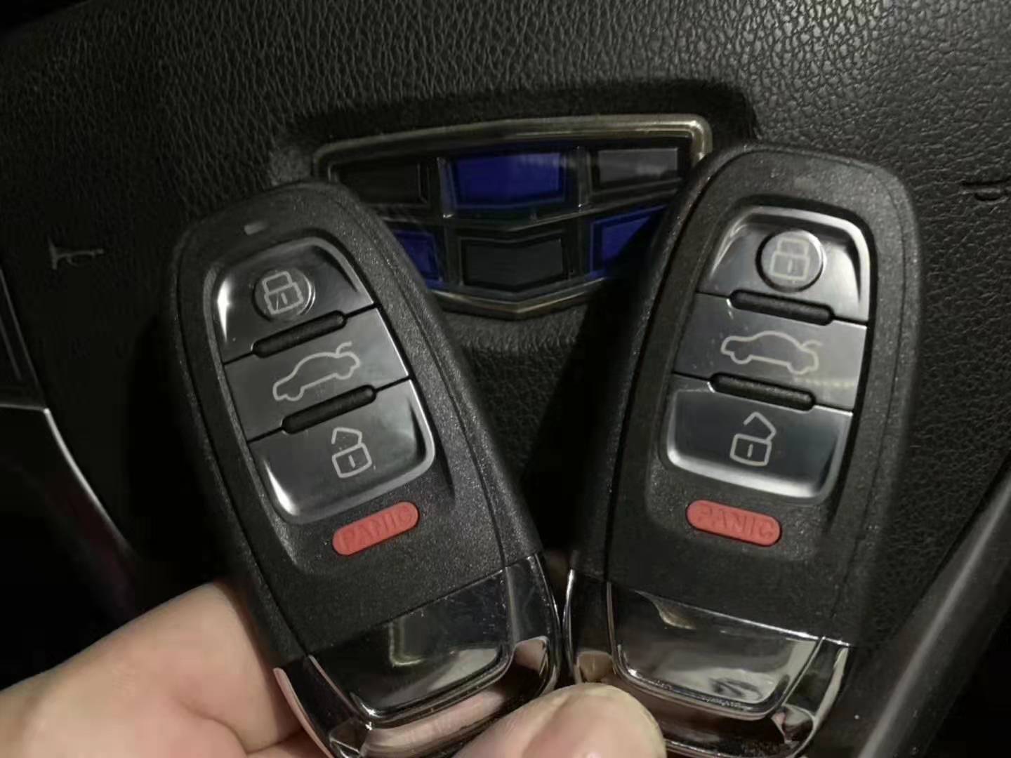 配汽车遥控钥匙