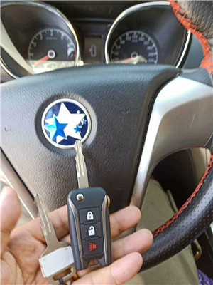 专业汽车开锁和匹配汽车钥匙