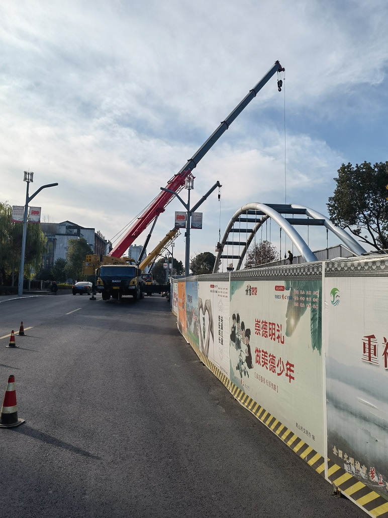 屯溪区吊车出租价格透明，辐射黄山市三区四县