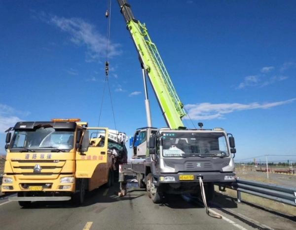 在乌苏市租赁吊车，有哪些注意事项？