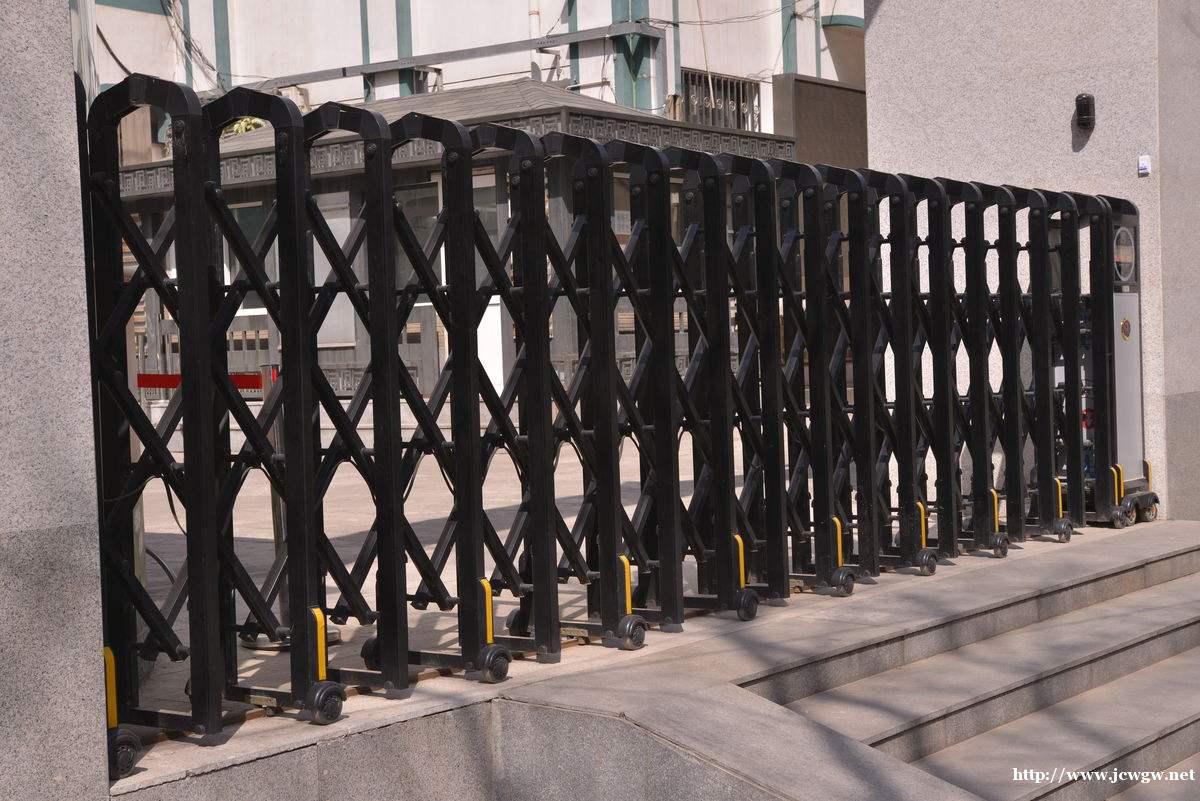 门头沟区安装电动伸缩门 厂家直销定做 门头沟区安装电动伸缩门 厂家直销定做