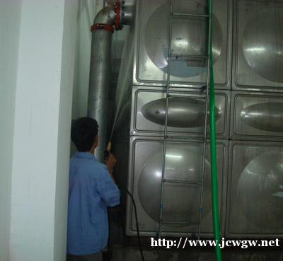 东莞常平专业洗水池公司,生活水池清洗,定期水箱清洗消毒服务 东莞常平专业洗水池公司,生活水池清洗,定期水箱清洗消毒服务