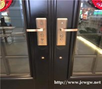 门锁无法打开如何处理