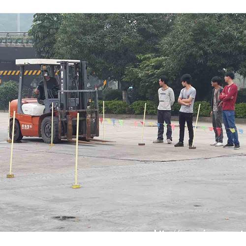 苏州叉车培训哪家好吴中区木渎临湖镇到哪里报名学叉车 苏州叉车培训哪家好吴中区木渎临湖镇到哪里报名学叉车