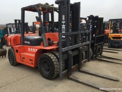 专业出售各类叉车（新车，二手车）