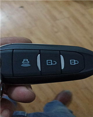 预防汽车钥匙锁被损害的几个方法 预防汽车钥匙锁被损害的几个方法