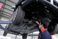 汽车保养小常识，阳光辐射酸雨侵蚀易使漆面暗淡无光漆质氧化