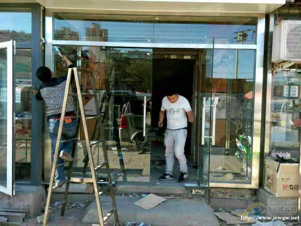 海珠区门窗维修安装师傅 维修玻璃自动门公司电话