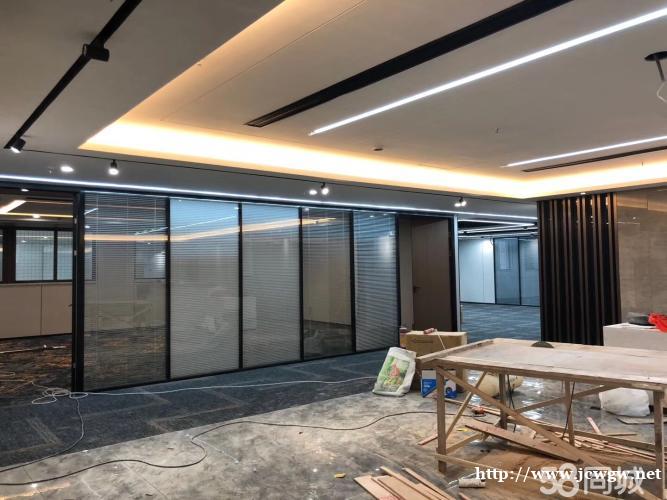 深圳專業辦公室翻新 店鋪改造 廠房拆除裝修上門測量報價