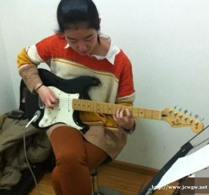 杭州学吉他上城区学吉他一对一仅90元