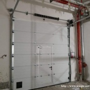 大港区厂房工业滑升门安装，工厂电动提升门定制尺寸