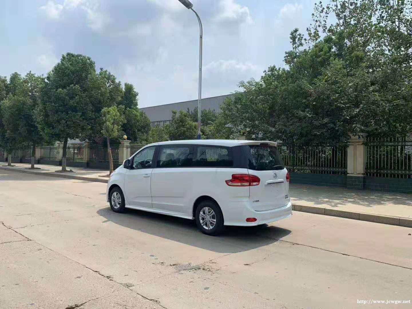 广州运死人的殡仪车运骨灰运尸体回家安葬 广州运死人的殡仪车运骨灰运尸体回家安葬