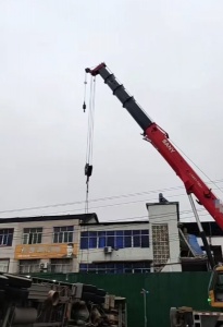 湖北随州应急吊装服务：24小时救援热线说明！