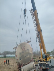 大型桥梁建设需要吊车租赁时应提供哪些服务？