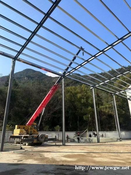 吊车如何在河道治理工程中进行吊运操作? 吊车如何在河道治理工程中进行吊运操作?