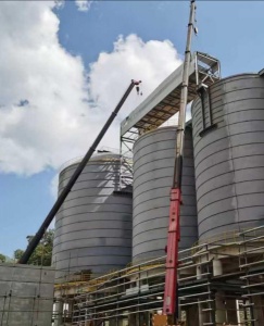 小型吊车在大理的乡村建设中好用吗？​