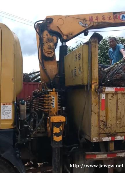 凯里随车吊出租时,按天收费和按小时收费有何区别? 凯里随车吊出租时,按天收费和按小时收费有何区别?