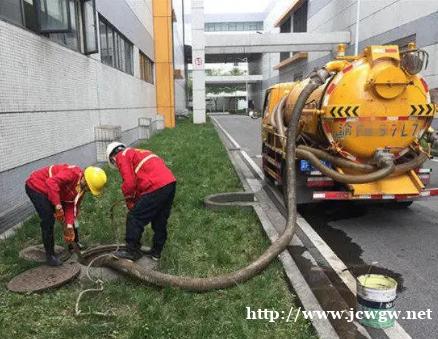 昆明安宁市专车抽粪 淤泥池清理 化粪池清理 隔油池清理 昆明安宁市专车抽粪 淤泥池清理 化粪池清理 隔油池清理