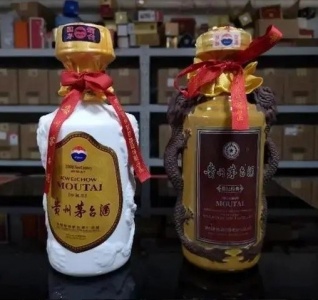 嘉兴海盐大量回收三十年茅台酒