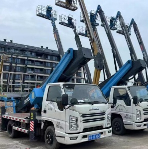 哪些因素会影响登高车的租赁市场需求呢?