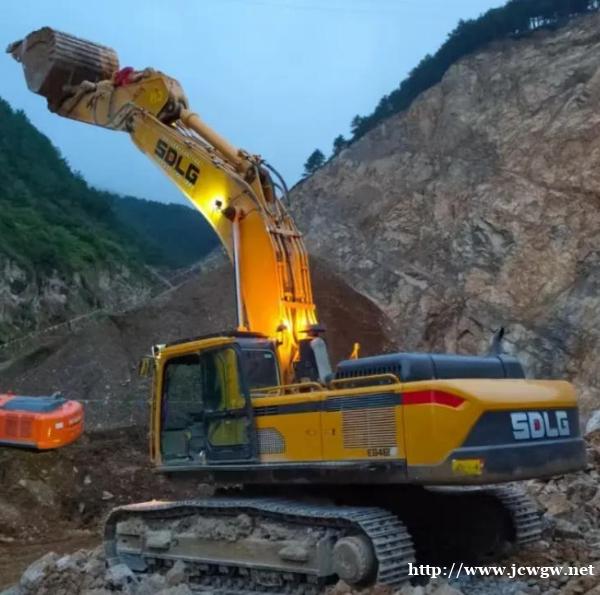 丽江商业综合体施工,租赁多型号挖机能否享受统一调度服务? 丽江商业综合体施工,租赁多型号挖机能否享受统一调度服务?