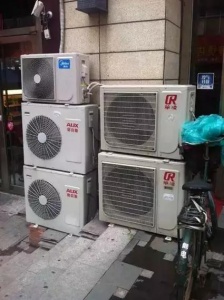 回收各种二手中央空调专业二手空调回收、旧空调回收