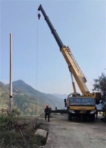 夜间或照明不足条件下进行吊装,需额外做好哪些准备?