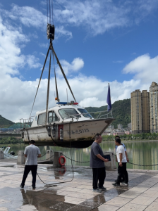 高空作业车出租的设备保险齐全吗?