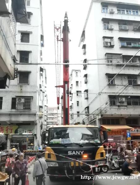 吊车的仪表盘上有很多的指示灯,每个表示什么意思? 吊车的仪表盘上有很多的指示灯,每个表示什么意思?