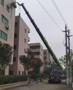 吊车的吊具需要定期检查吗，检查内容有哪些？