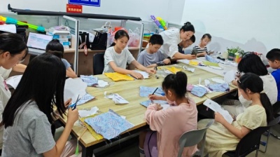 苏州三六六社会实践青少年宋锦珍珠扇DIY手工活动火热招生中
