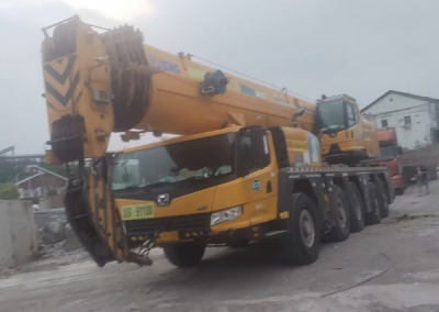 在选择吊车起重机时，如何评其性价比和适用性？